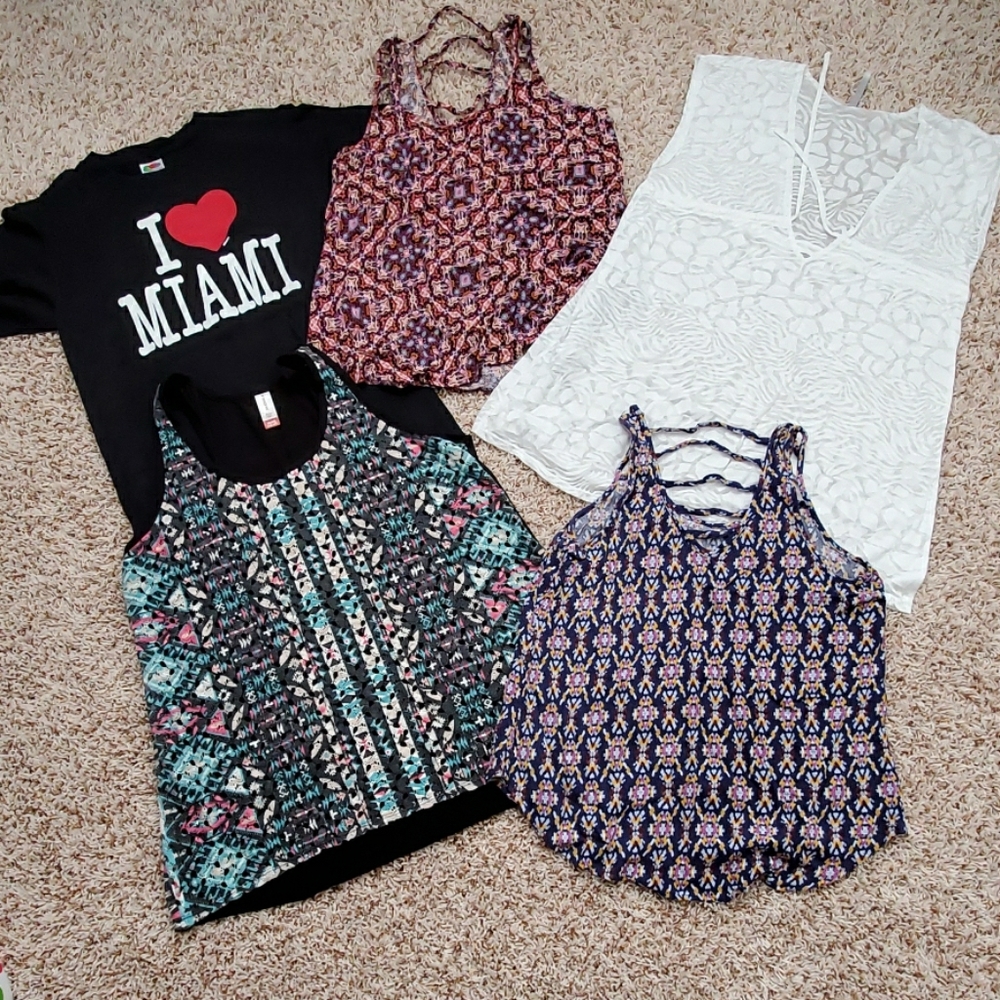 Lot of 5 women's shirt